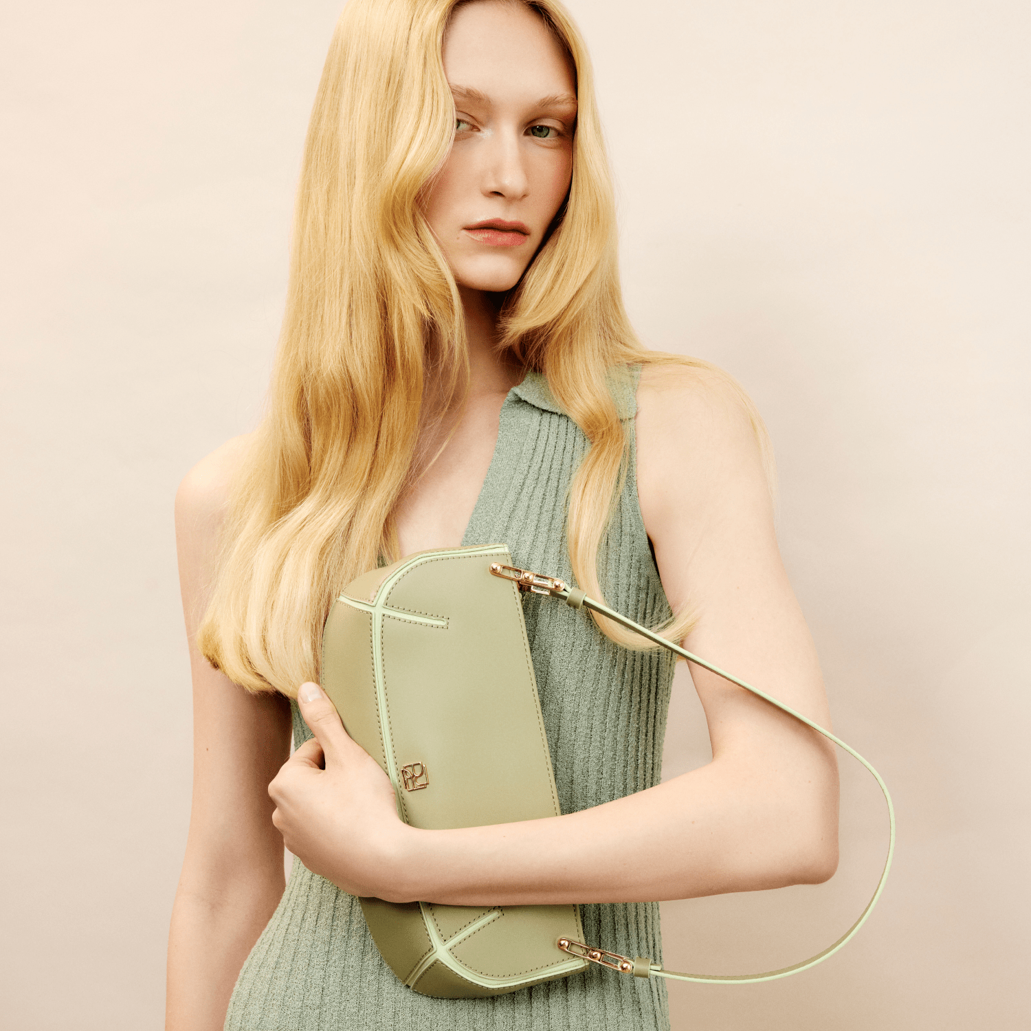 VERA MATCHA GREEN - Bera Design