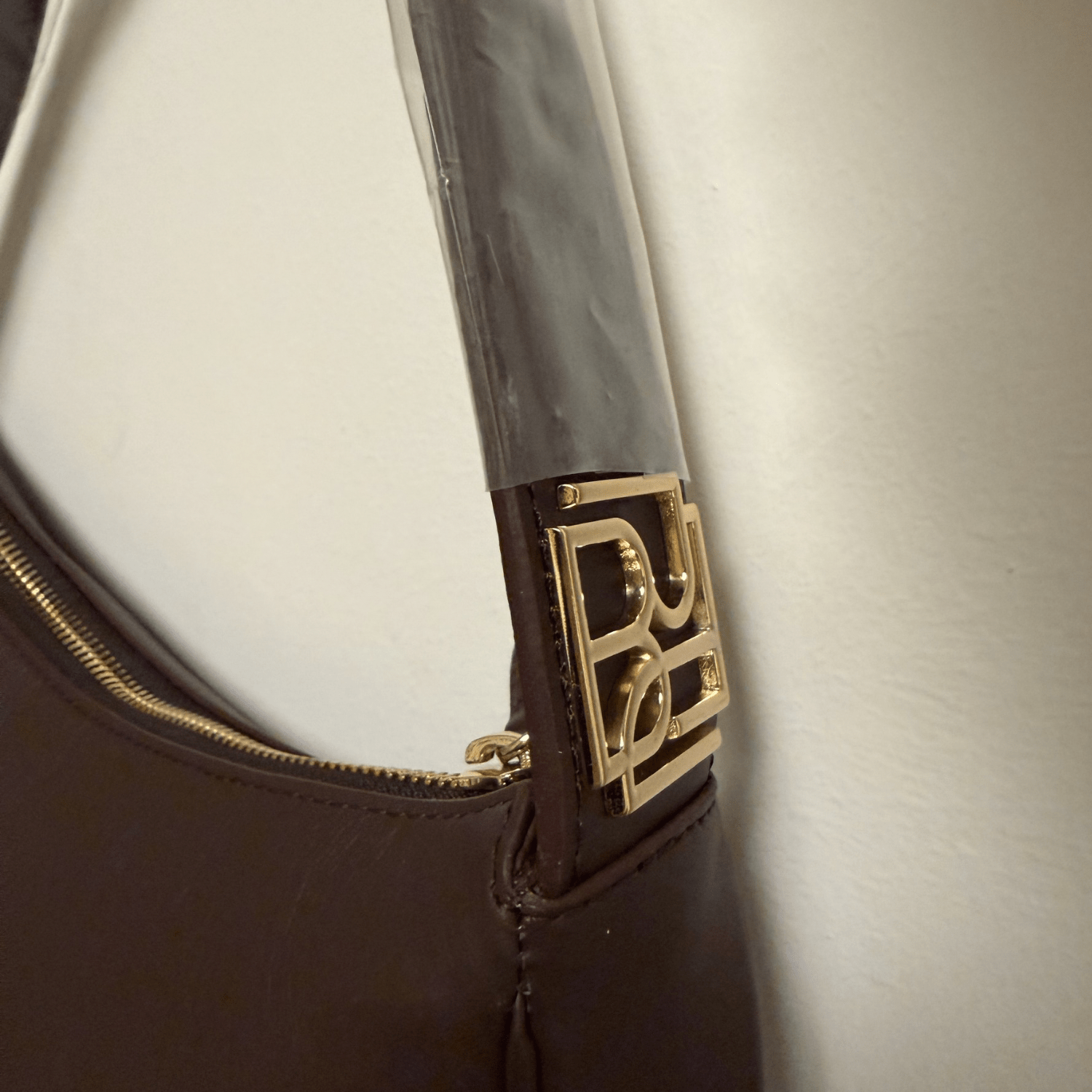 Pre - Loved Gia Brown - Bera Design